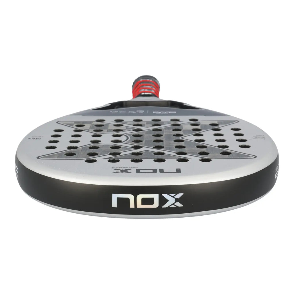 NOX AT10 Genius 18K by Agustín Tapia 2024 - Padelschläger